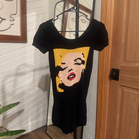 Y2K Vintage Betsey Johnson Marilyn Monroe Black Knit Romper - Picture 3 of 9